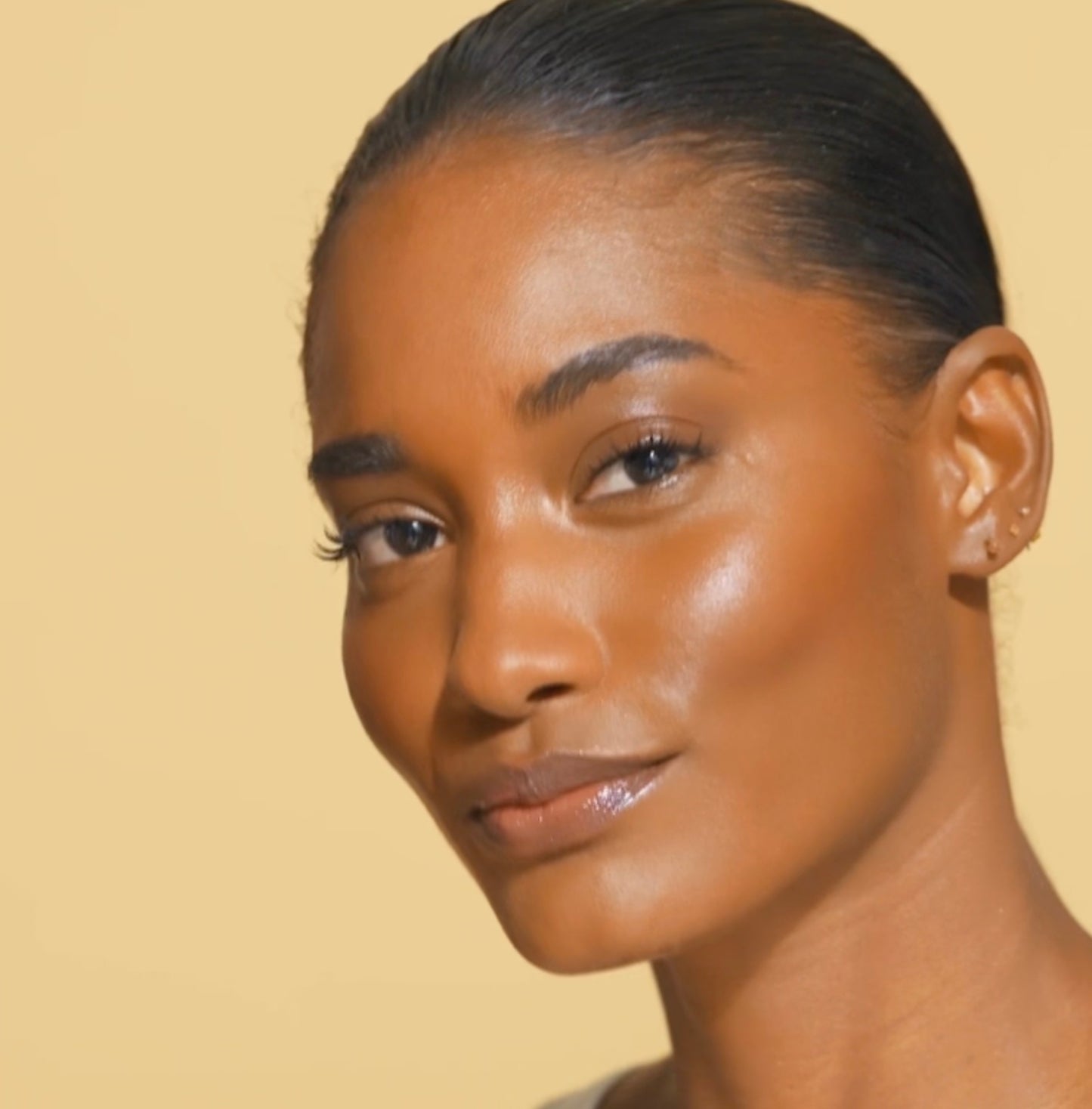 Motives® The Gloss