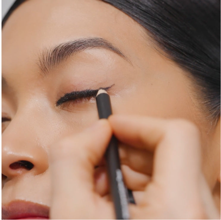 Motives®絲滑眼線筆