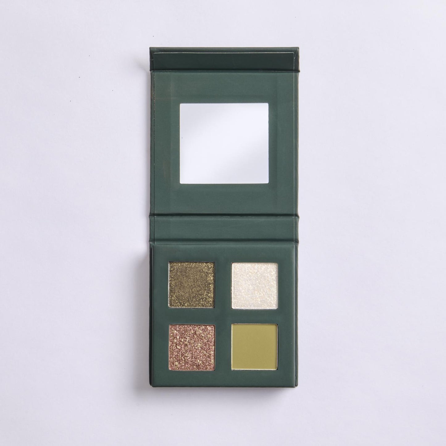 Motives®仙綠奇緣4色眼影盤