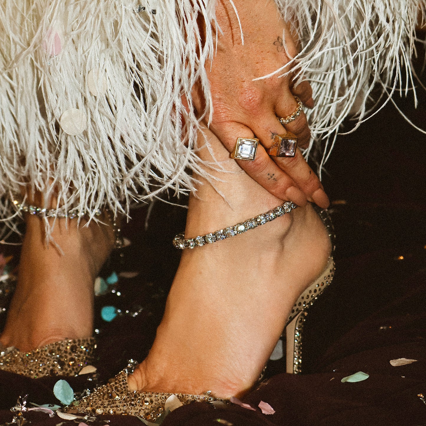 JULIOUS – Statement Square Ring