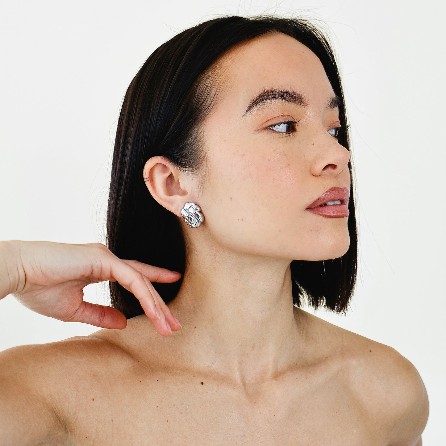 HERA – Clip-On Earrings
