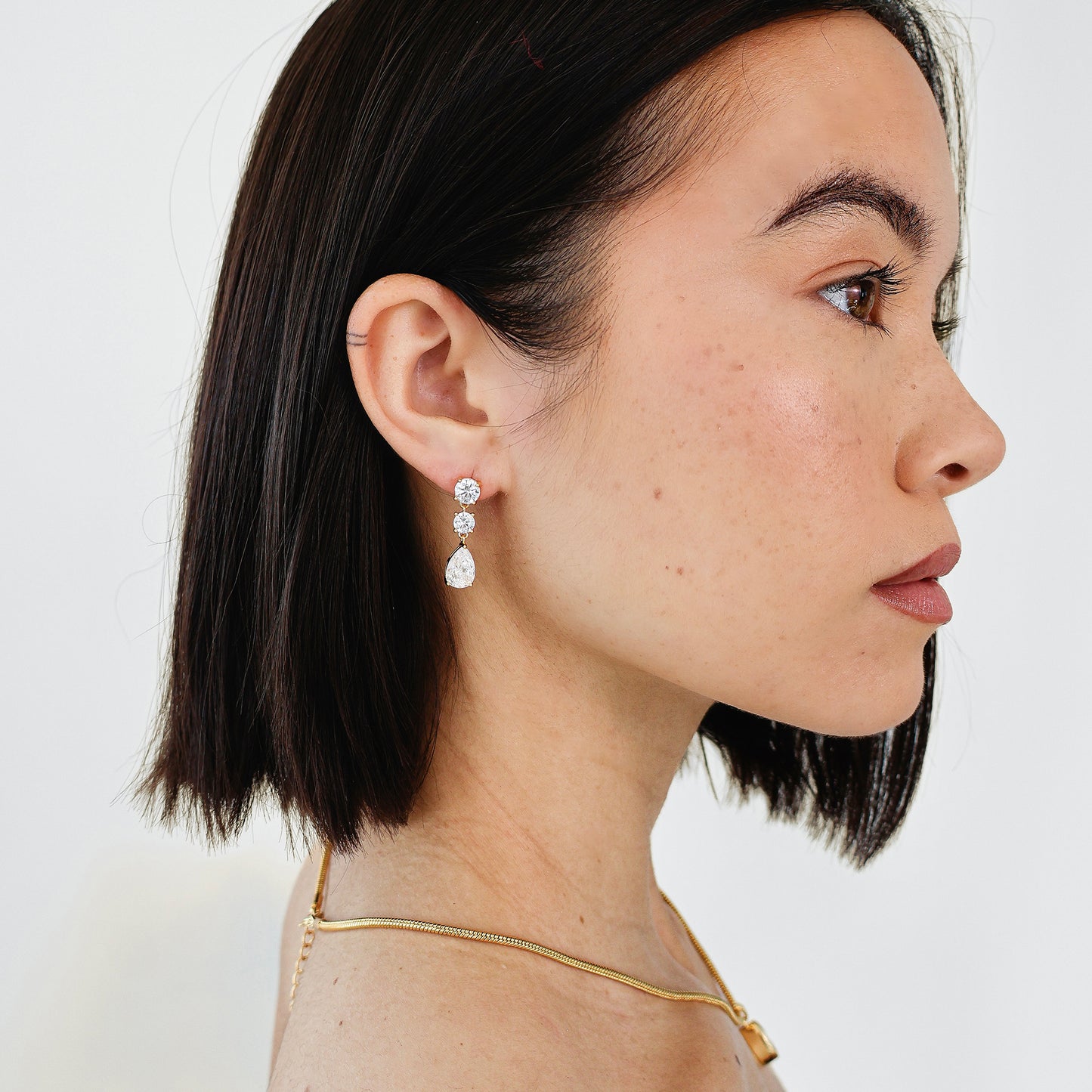 CLARA – Three Stone Drop Earrings