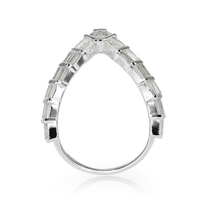 GAIA - V Shaped Baguette Ring