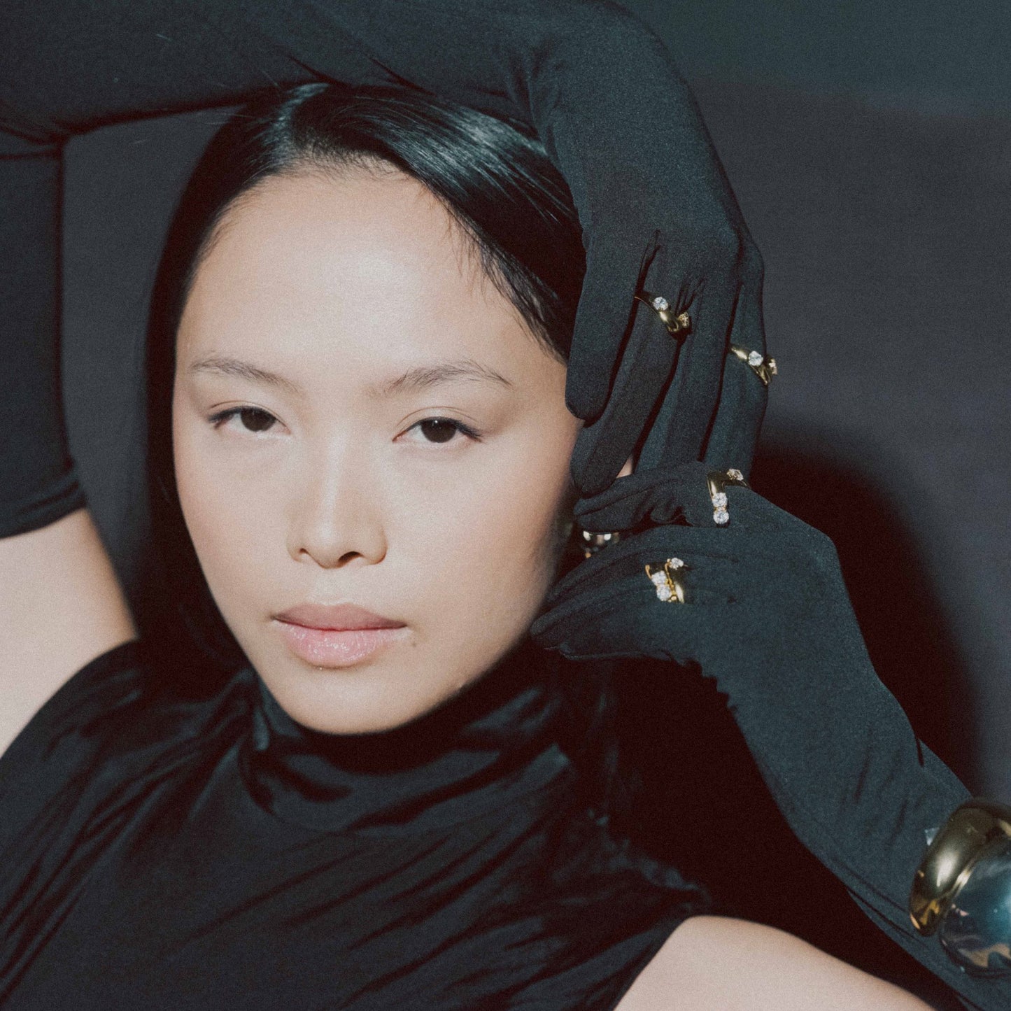 LEXI - V型爪鑲鑽雙戒組