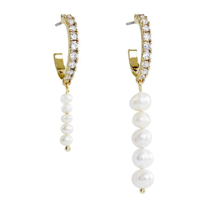 OLSEN – Mismatch Freshwater Pearl Earrings