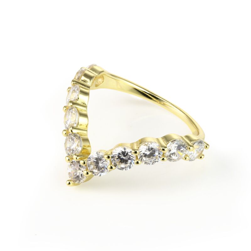 CHERI - V Shaped Bezel Set Ring