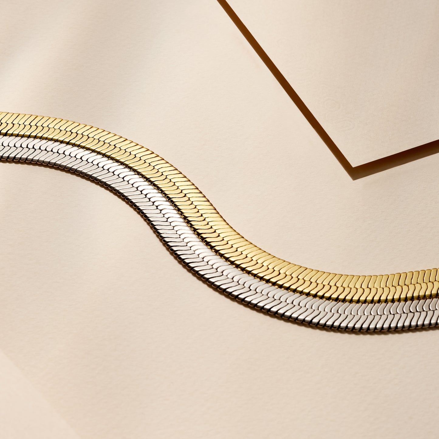 HARPER – Ultra Wide Herringbone
