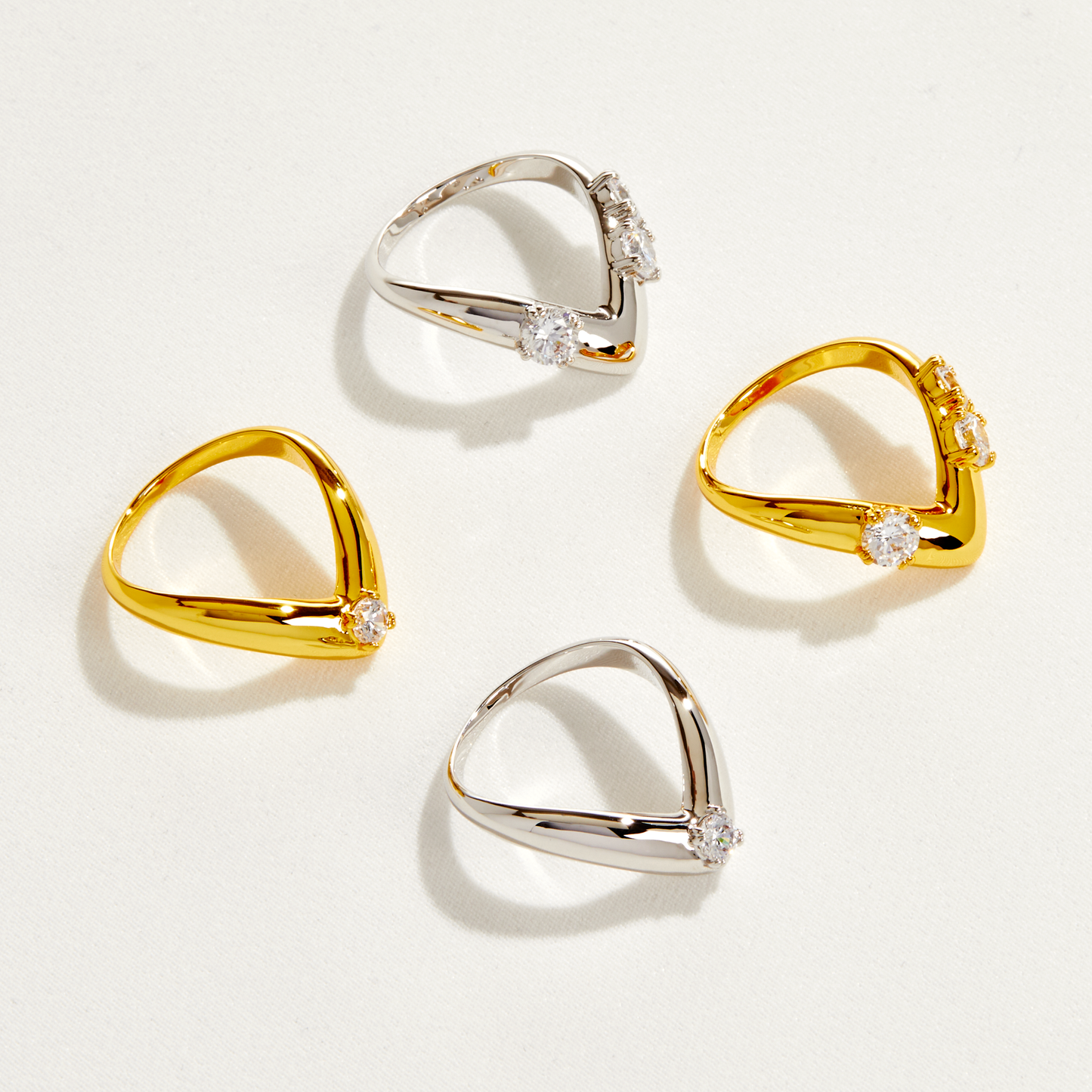 LEXI - V型爪鑲鑽雙戒組